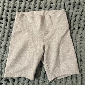Aritzia Talula Biker Shorts